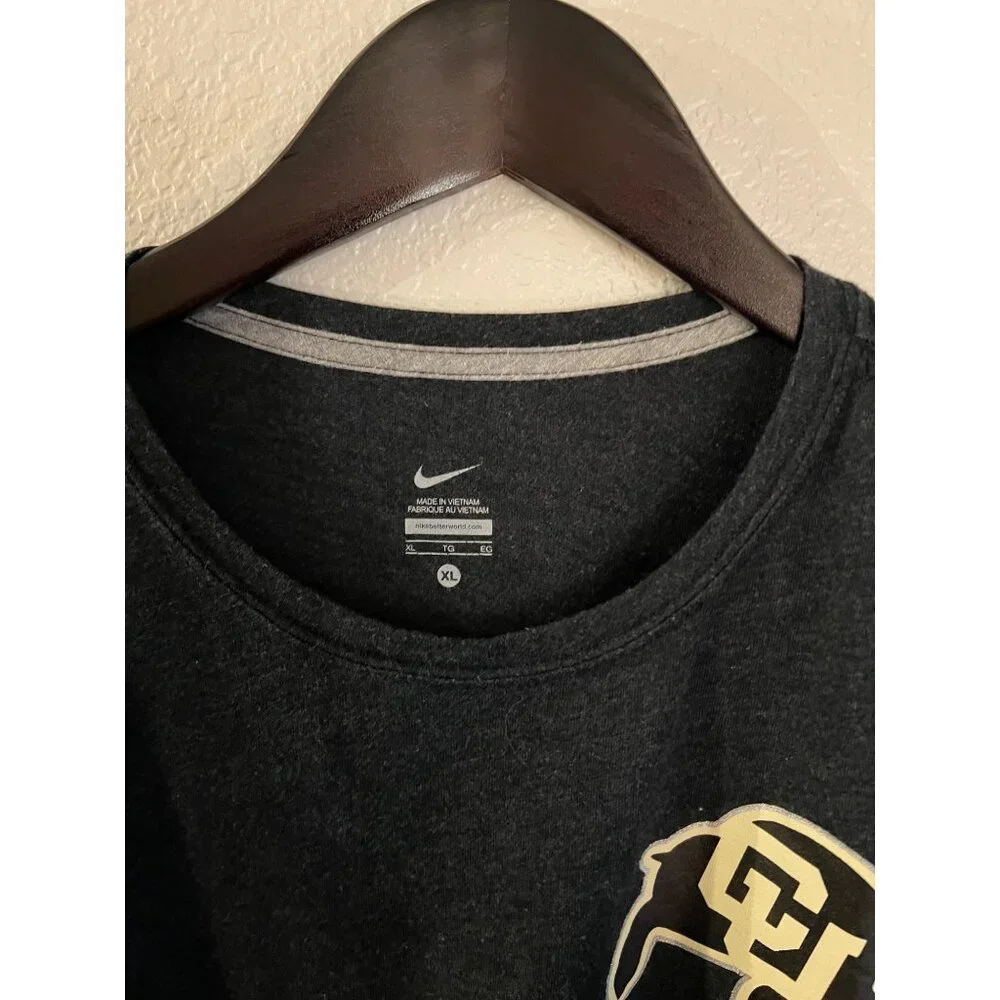 Nike Colorado Buffaloes Shirt‎ - Size XL